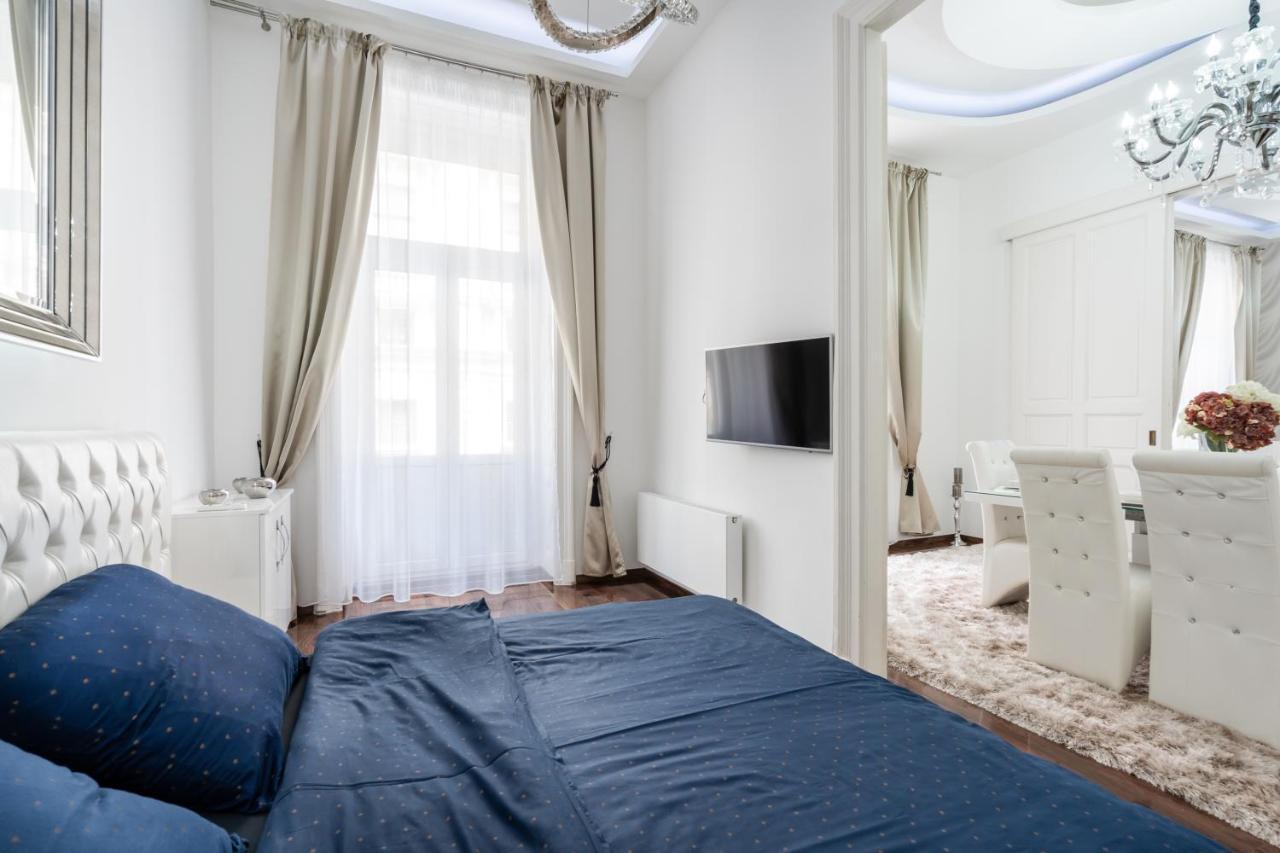 Opera Balkony Luxury Apartment With Free Parking Budapest Exterior photo