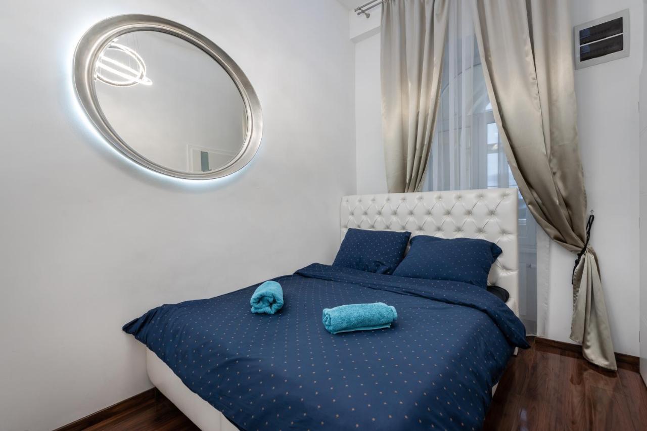 Opera Balkony Luxury Apartment With Free Parking Budapest Exterior photo