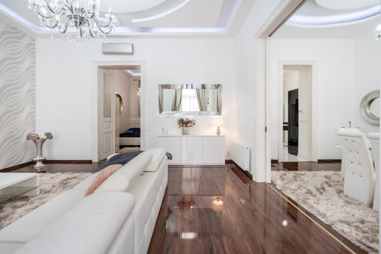 Opera Balkony Luxury Apartment With Free Parking Budapest Exterior photo