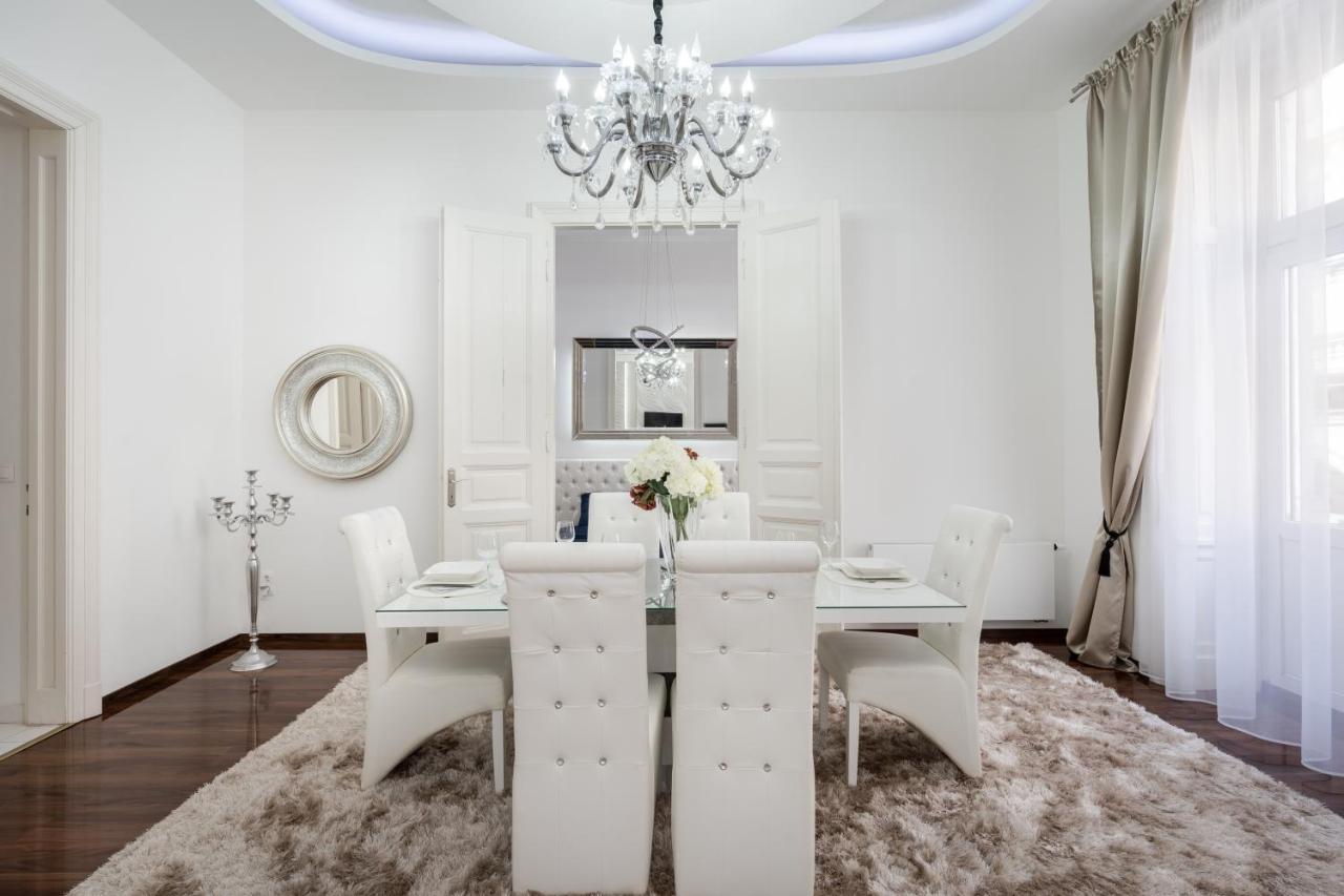 Opera Balkony Luxury Apartment With Free Parking Budapest Exterior photo