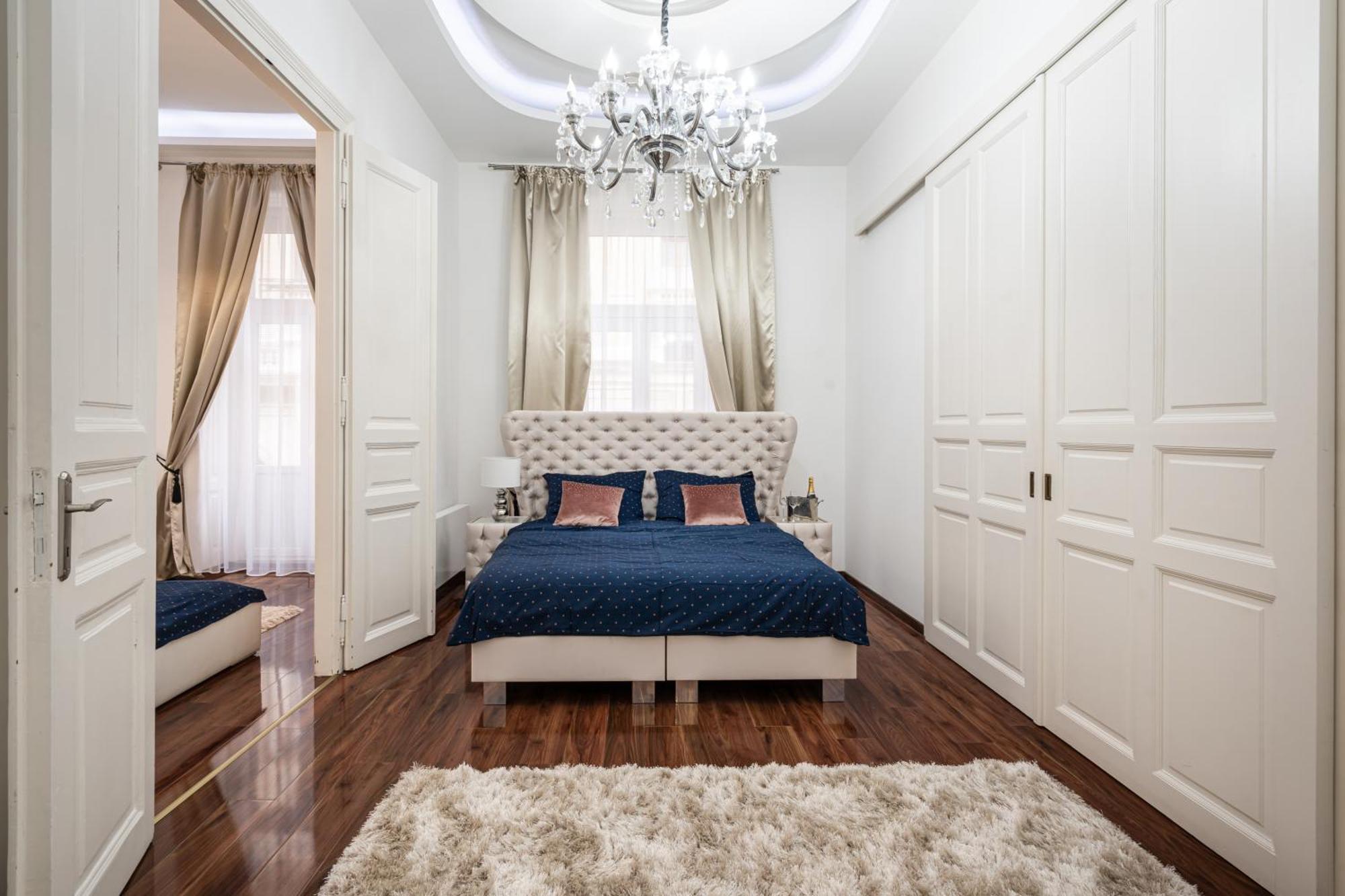 Opera Balkony Luxury Apartment With Free Parking Budapest Exterior photo