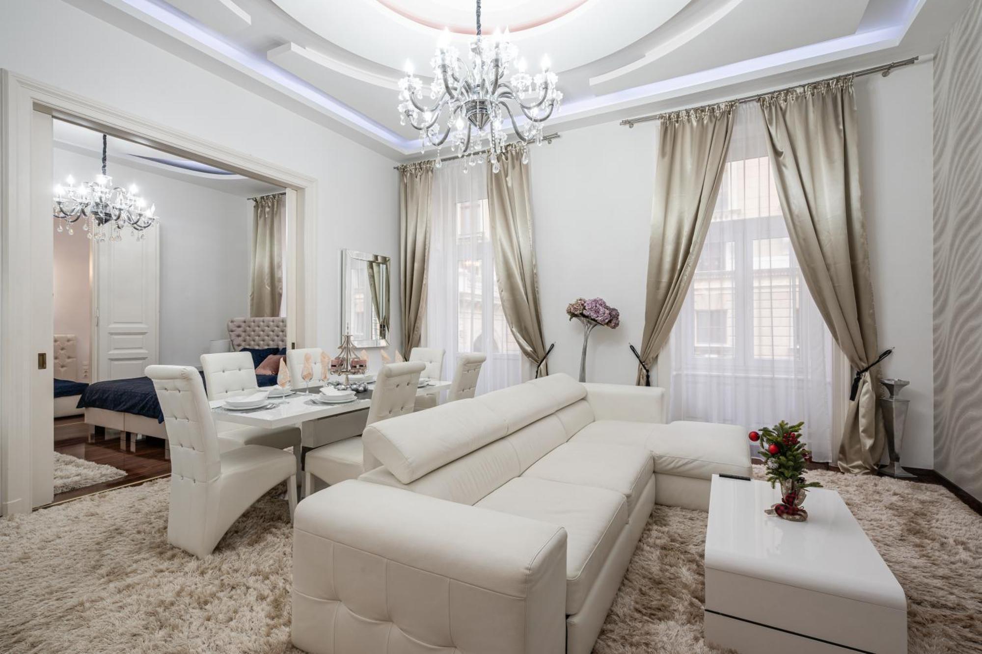 Opera Balkony Luxury Apartment With Free Parking Budapest Exterior photo